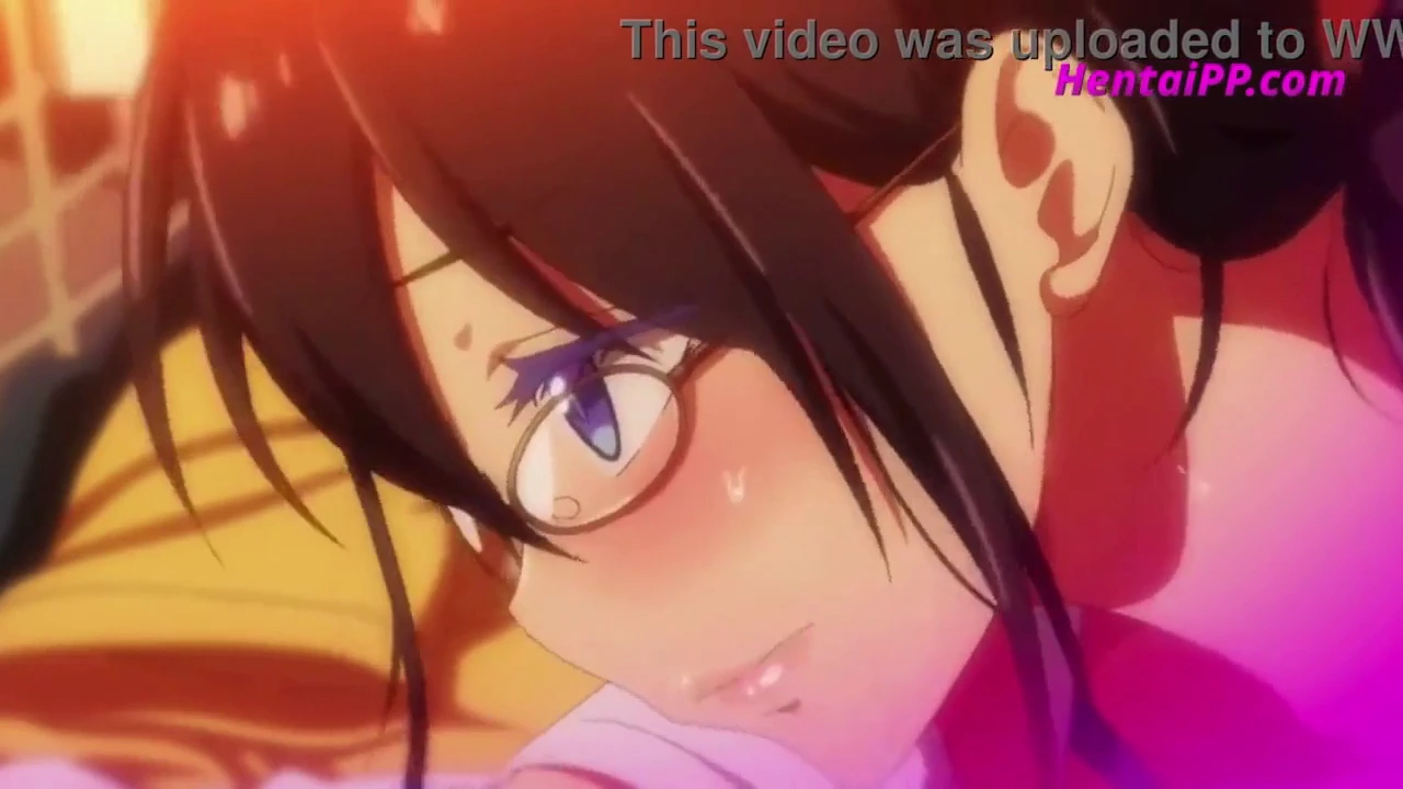 一个狂野的动漫之旅,一个年轻小伙爱上了他诱人的继母。他们的禁忌欲望点燃成一场火辣、激情的性爱。从口交到激烈的硬核动作,他们的欲望无边无际,最终达到爆炸性的高潮。